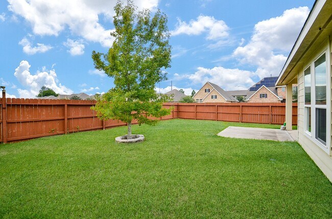 Building Photo - 21655 Rainfall Park Dr