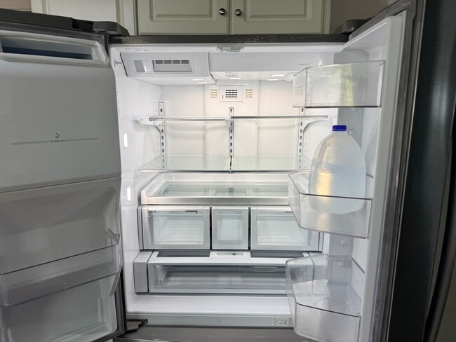 Building Photo - Spacious 4 Bed 2.5 Bath In Lexington!