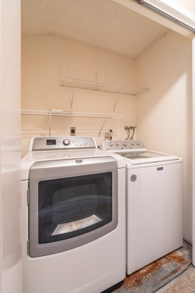 Building Photo - Mathews Avenue