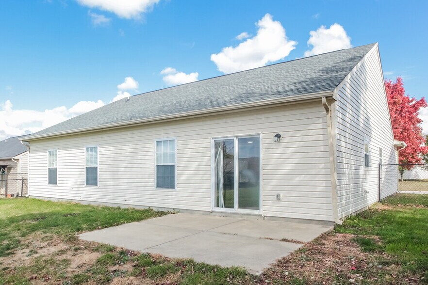 Building Photo - 3500 Limelight Ln