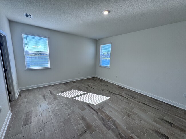 Building Photo - 11156 Spg Mdws Rd