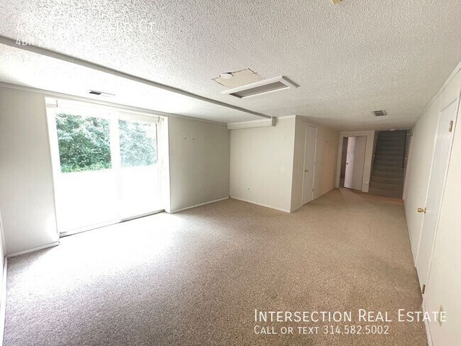 Building Photo - 4824 Bankfield Ct