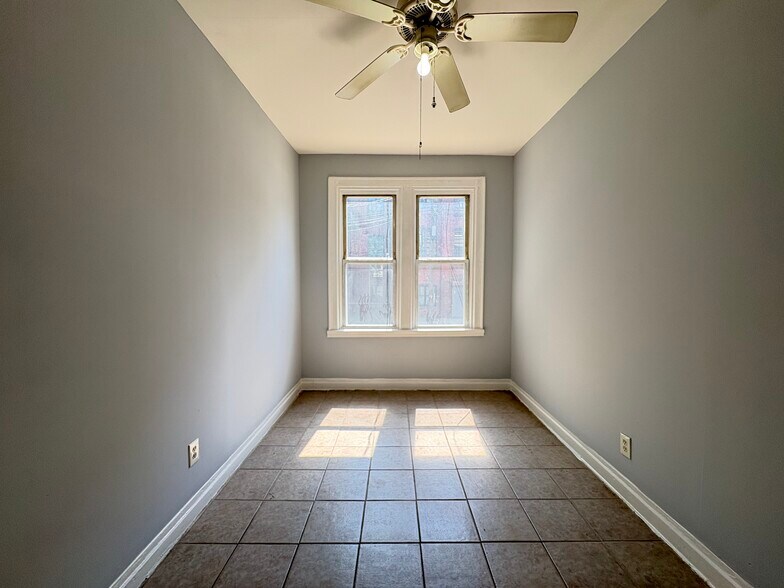 Unit 1 - 34 Wilkinson Ave