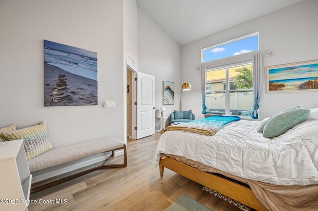 Building Photo - 763 Simeon Dr