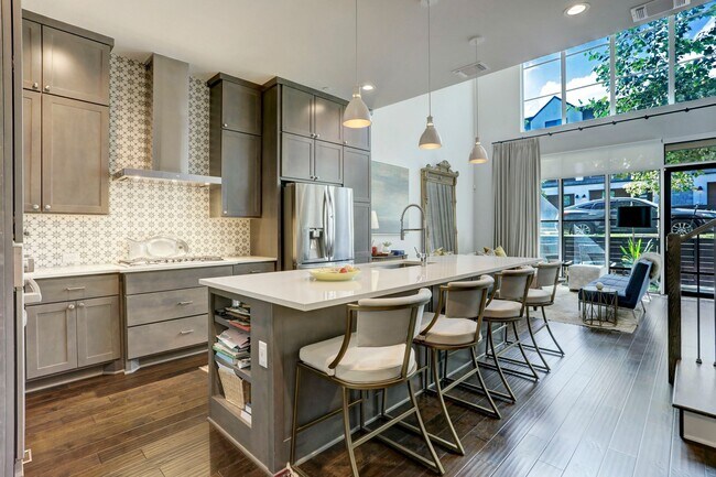 Building Photo - 4709 Unity Cir