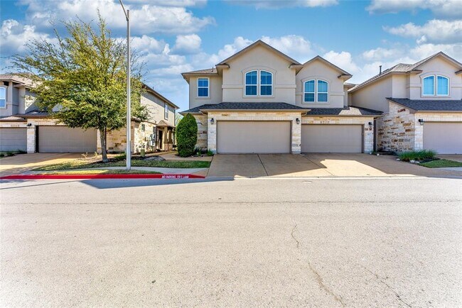 Building Photo - 13400 Briarwick Dr