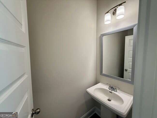 Building Photo - 3338 Sir Gregory Manor NW