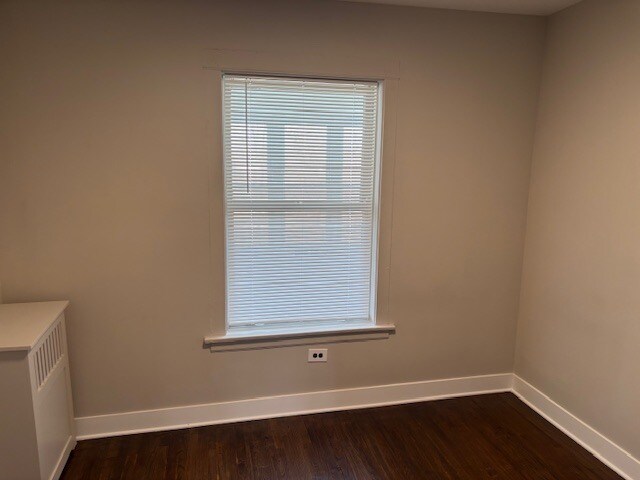 Building Photo - 11237 S King Dr