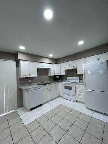 Building Photo - 4010 Dolomite St
