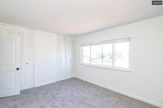 Building Photo - Newly Renovated 3 Bedroom 2 Bathroom Home