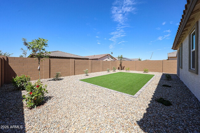 Building Photo - 17351 W Gray Fox Trl