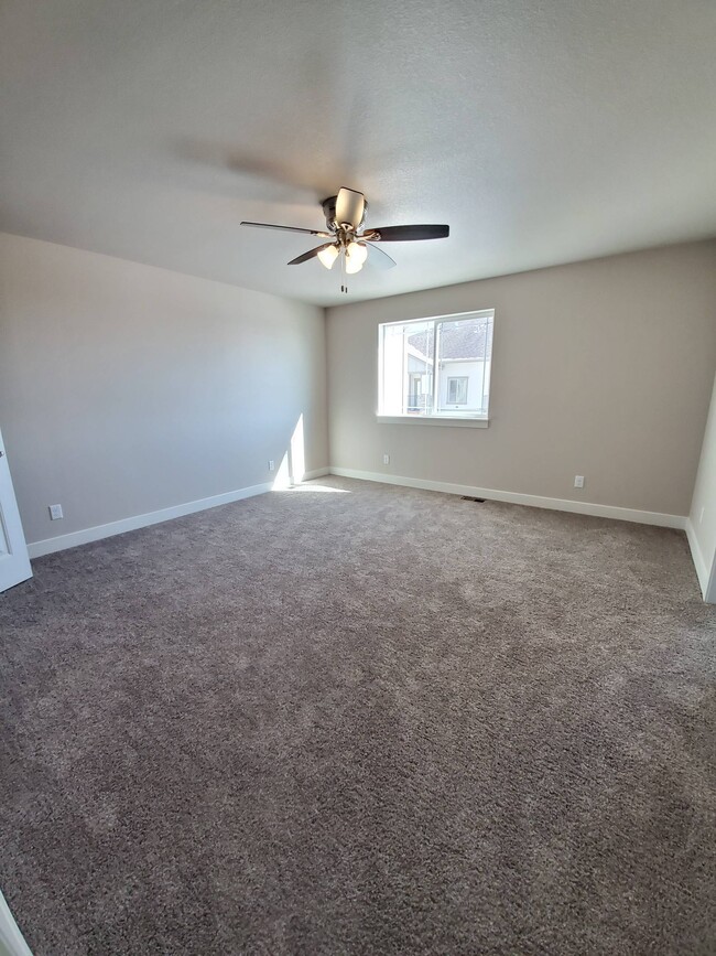 Building Photo - 1721 Westward Cir