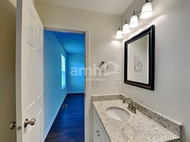 Building Photo - 485 Pewter Hill Ct