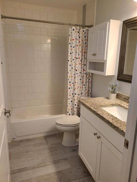 Building Photo - 8110 Ceberry Dr