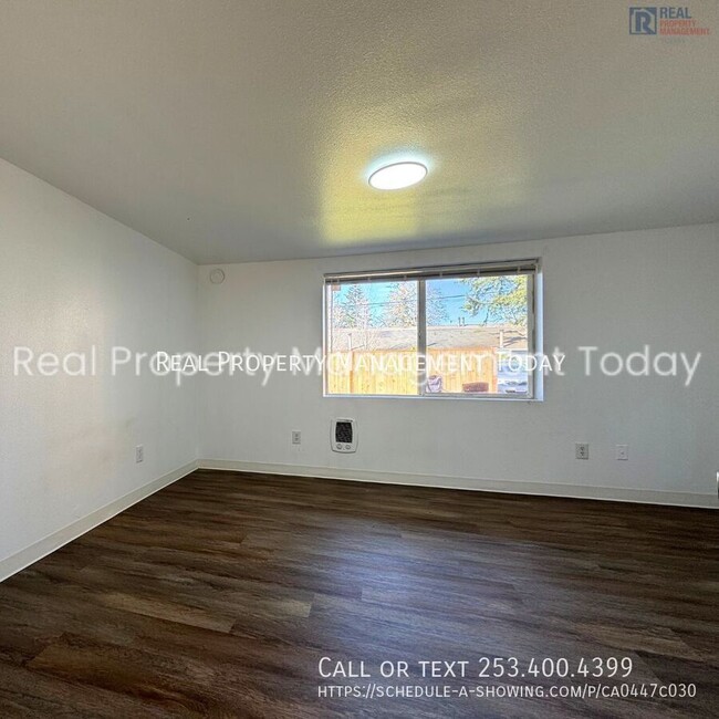 Building Photo - 2 Bedroom Apartment in Lakewood!