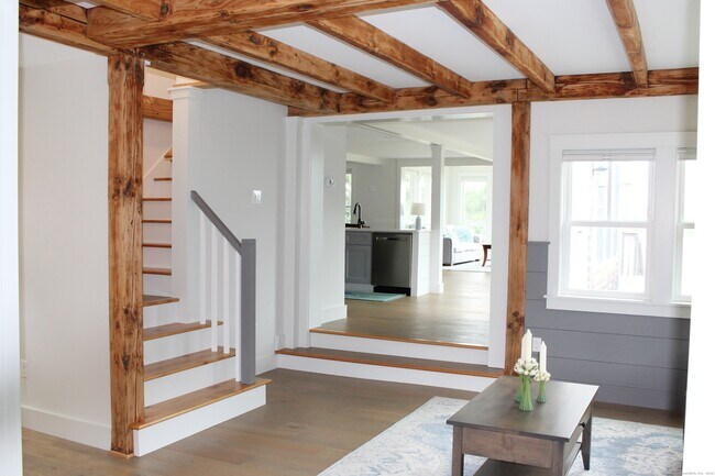 Building Photo - 50 Mumford Cove Rd