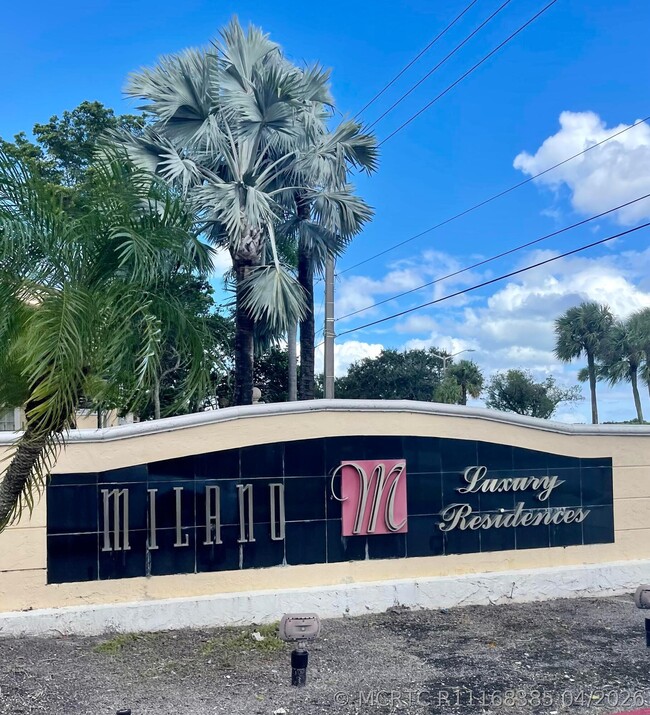 Building Photo - 1743 Village Blvd