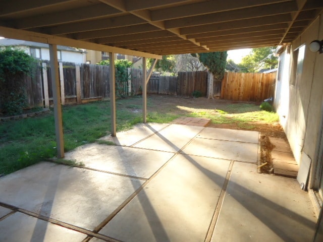 Building Photo - 3 Bedroom - 2 Bathroom Single Story Home i...