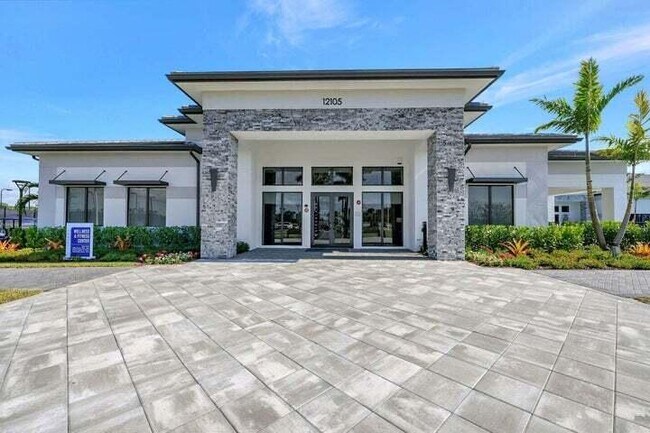 Building Photo - 11583 SW Oceanfront Ct