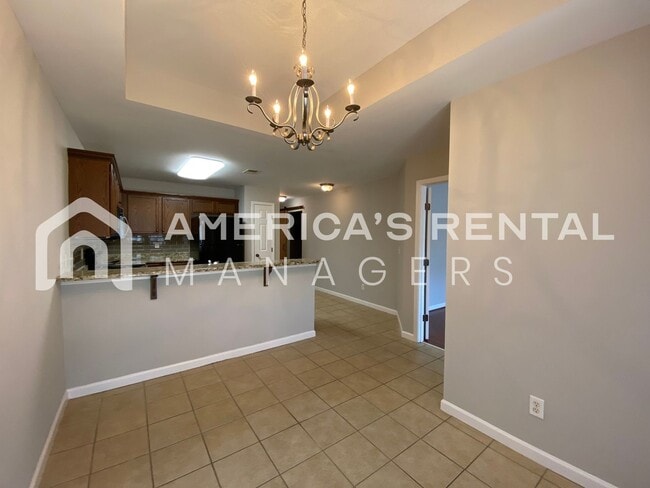 Building Photo - Townhome for Rent in Bessemer!  View with 48 Hours Notice!