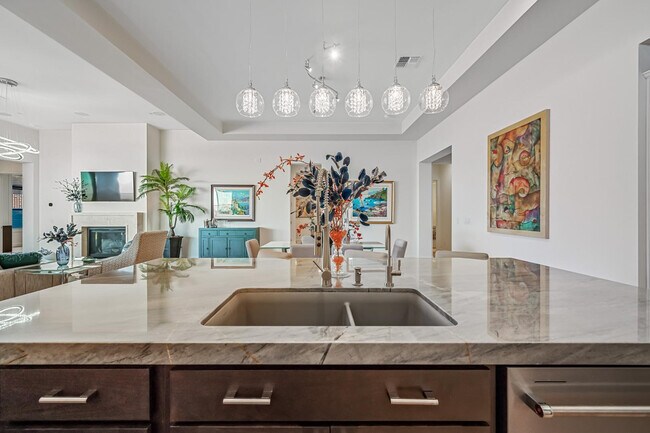 Building Photo - 12378 E Troon Vis Dr