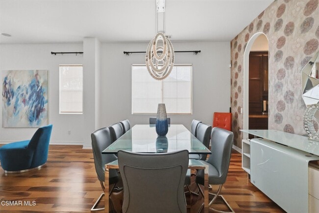 Building Photo - 9651 Sagebrush Ave