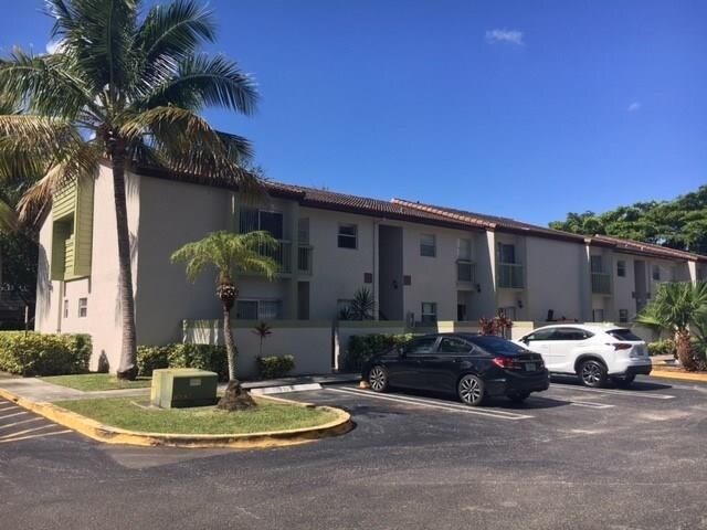 Building Photo - 3305 NW 101st Ave