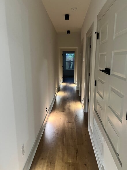 Building Photo - 9821 Turnbow St