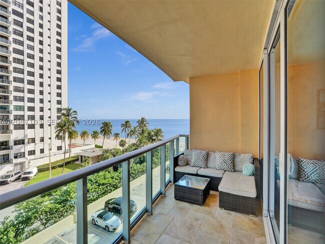 Building Photo - 2501 S Ocean Dr