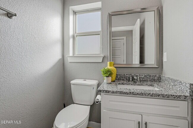 Building Photo - 3328 David Palacio Dr