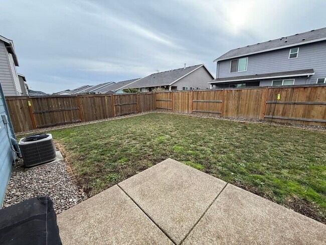 Building Photo - 4816 Apollo Ave