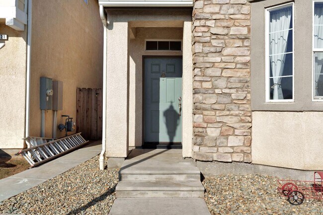 Building Photo - 5629 N Citrus Ln