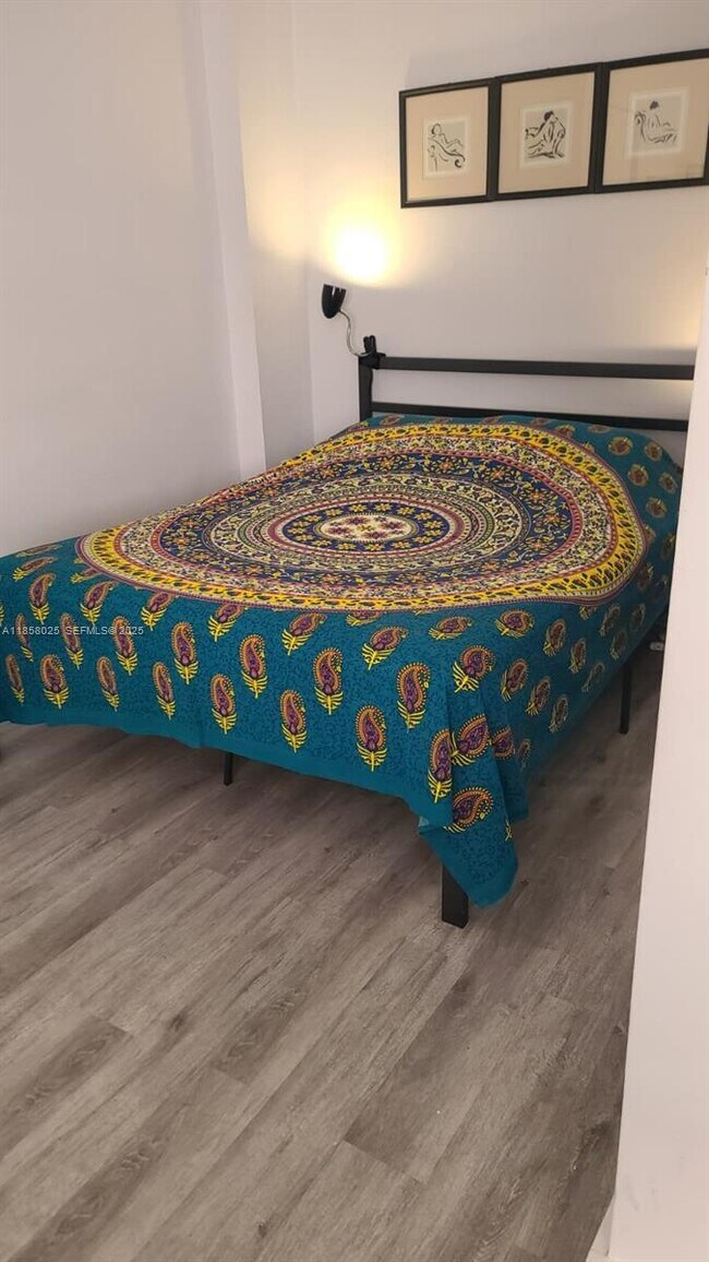 Building Photo - 3710 Collins Ave