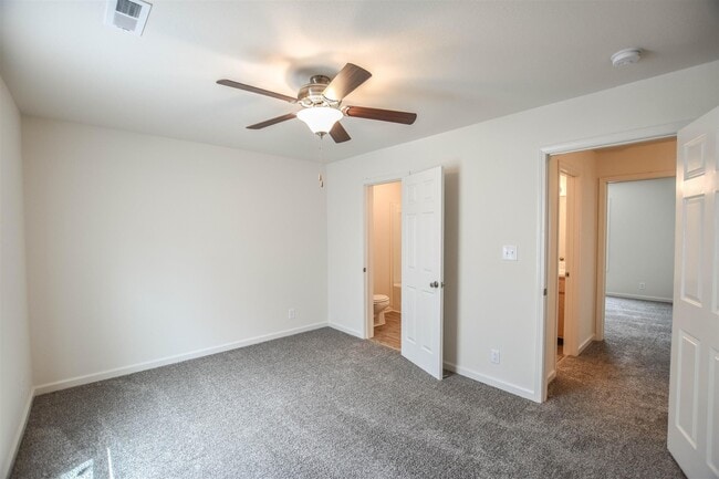 Building Photo - 536 Patriot Park Ct