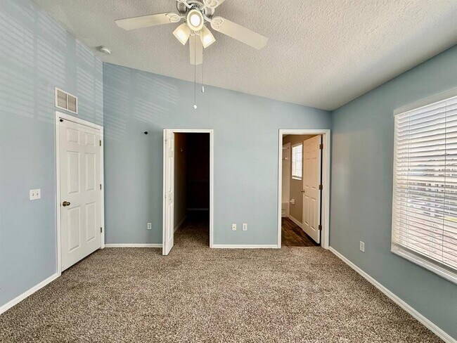 Building Photo - 3421 Santa Rita Ln