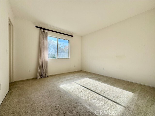 Building Photo - 16612 China Berry Ct