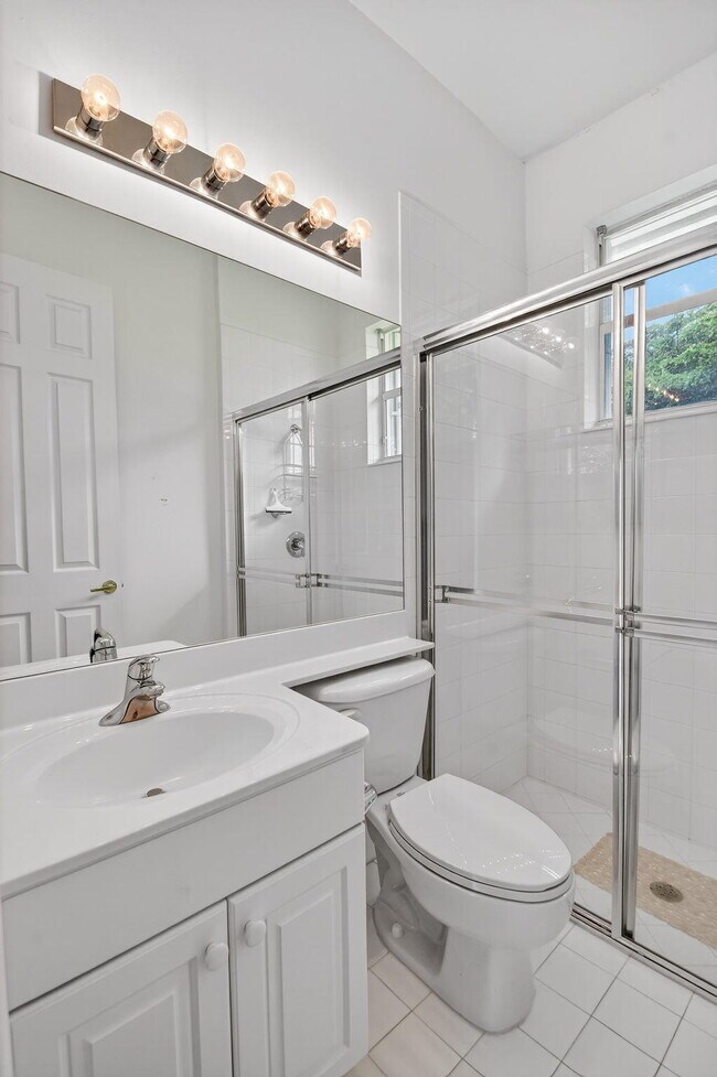 Building Photo - 11582 Windsor Bay Pl