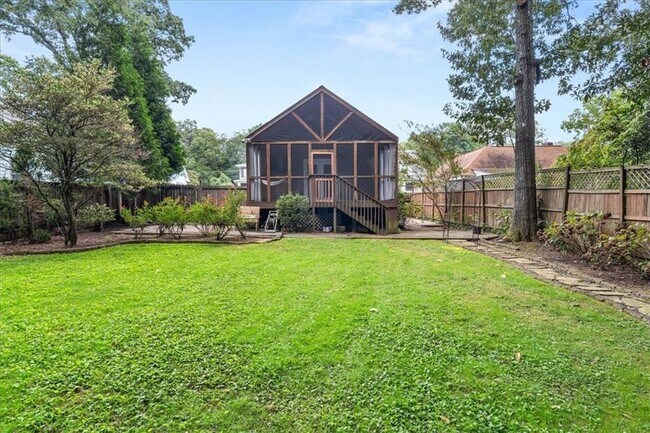 Building Photo - 259 Spence Ave SE