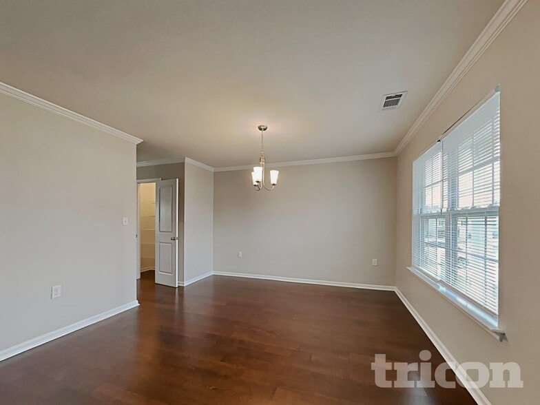 Building Photo - 6931 Savanna Springs Dr