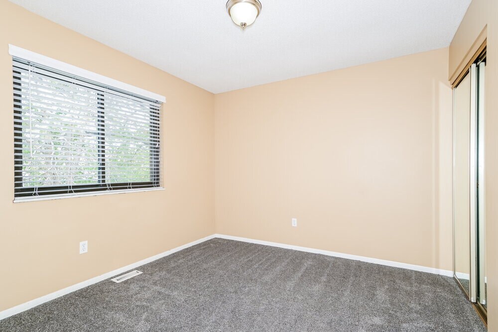 Building Photo - 3319 Tom Sawyer Dr