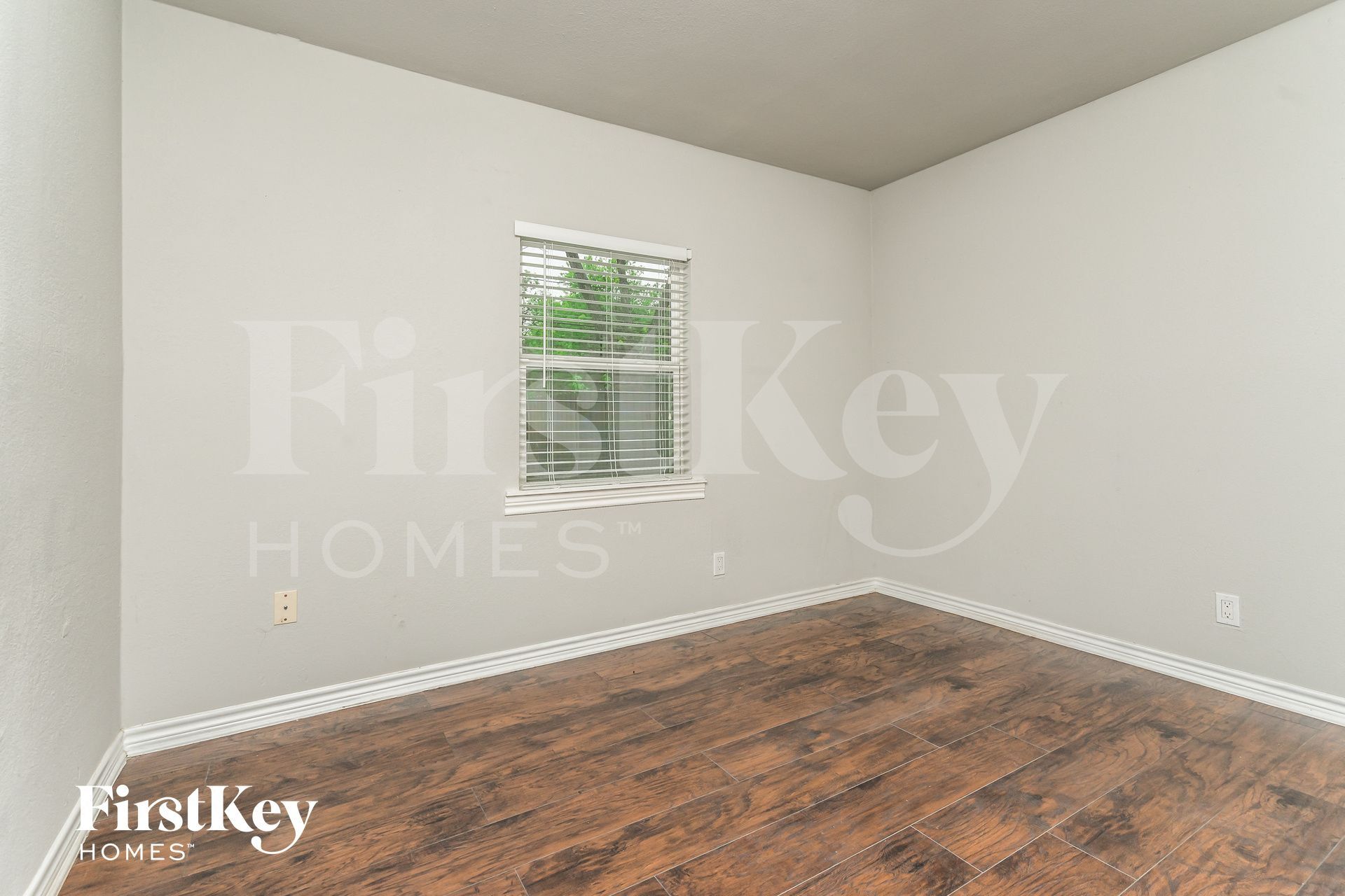 Building Photo - 11517 Fernald Ave