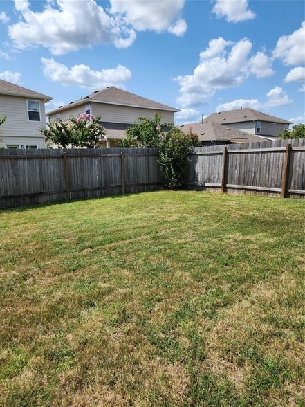 Building Photo - 10712 Blacket Dr