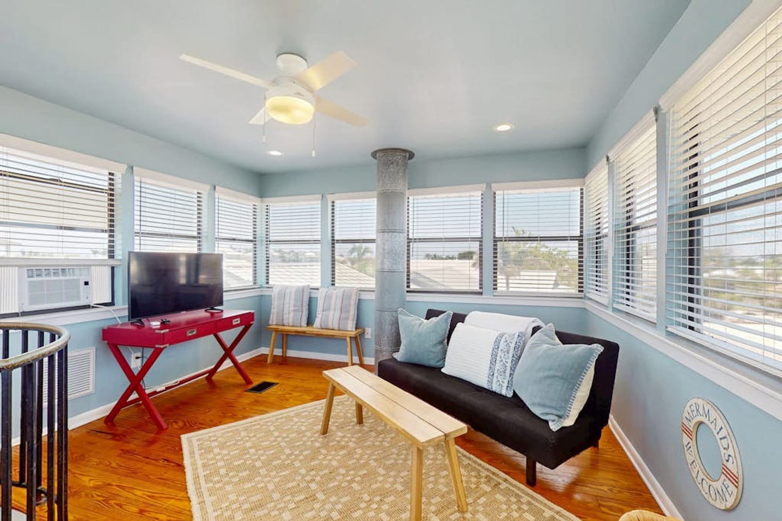Building Photo - 525 Loquat Dr