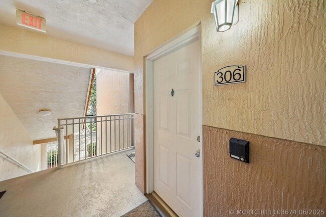 Building Photo - 11011 Legacy Dr
