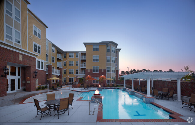 Building Photo - Aspire at Towne Place