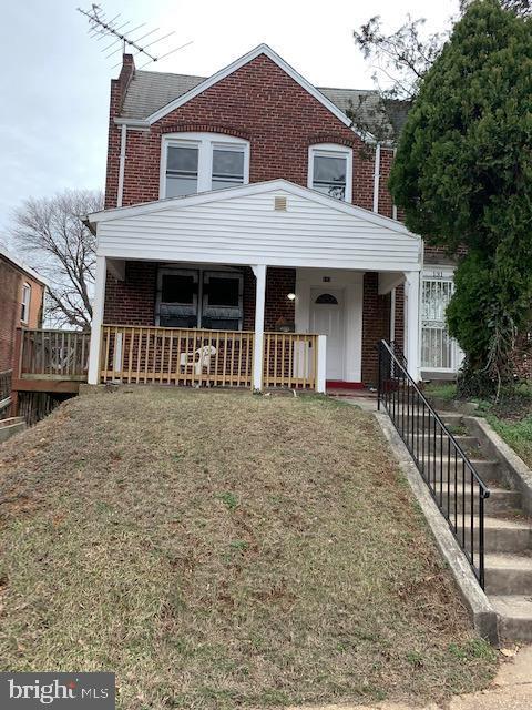 Building Photo - 133 Denison St