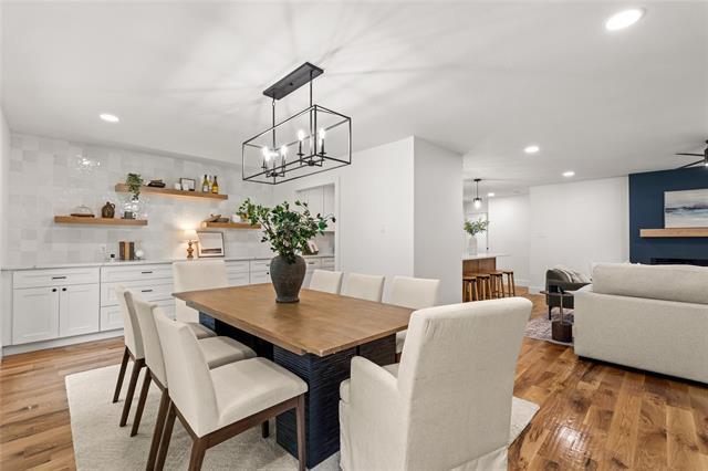 Building Photo - 7741 La Avenida Dr