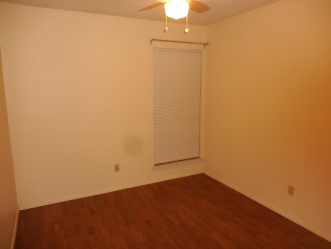 Building Photo - 3210 Isla Bahia Way