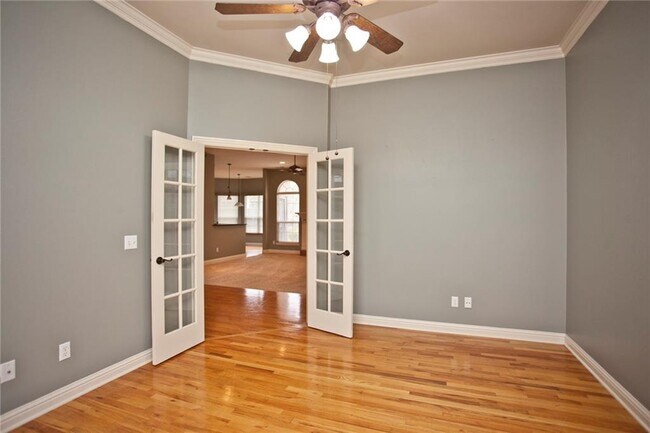 Building Photo - 5304 S 44th St