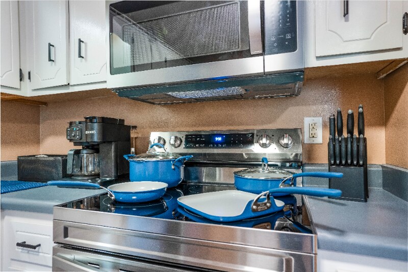 Building Photo - 284 Raleigh Dr